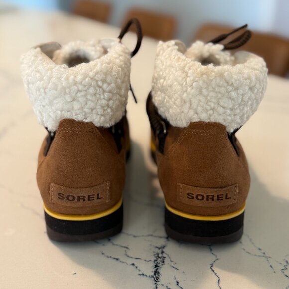 SOREL Women's Waterproof Boot | NL4345-242 | Size 8.5 | Brown w/Cream Shearling - Picture 4 of 7